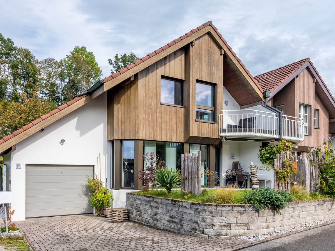 DEFH Fenster und Türenersatz BS Fenster und Türenbau AG