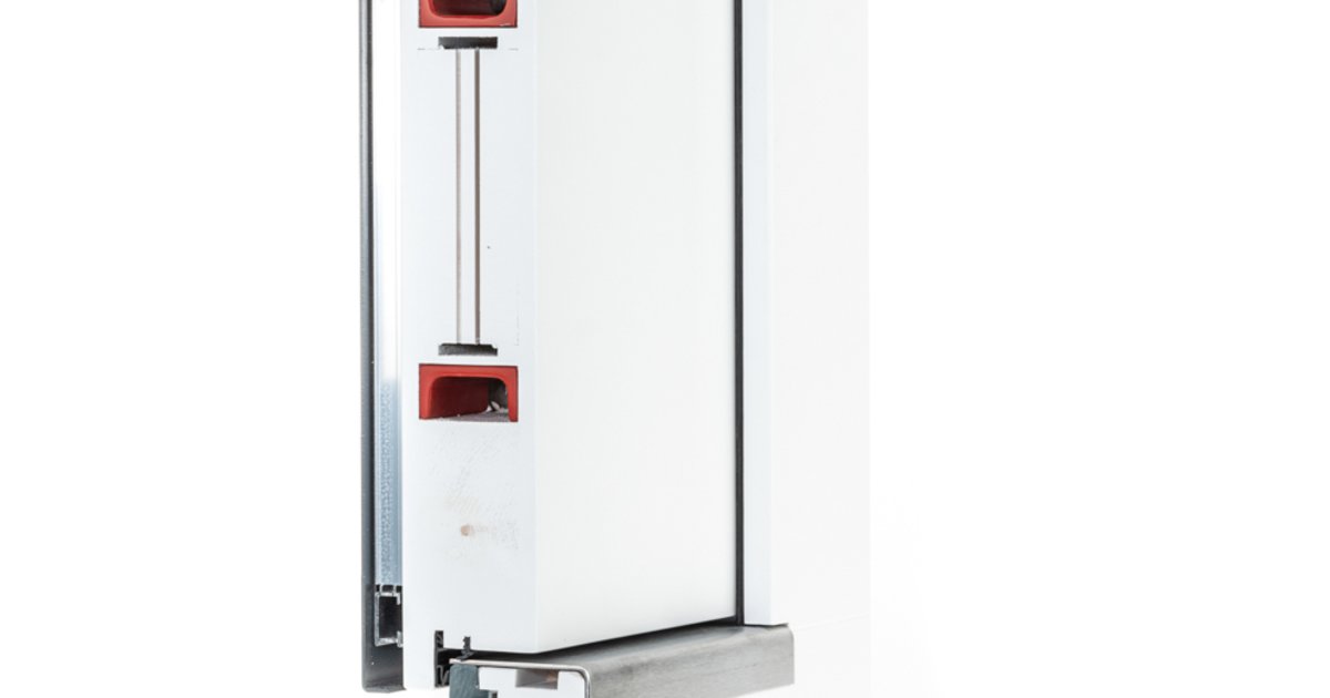 Haustüre HolzMetall nach aussen öffnend BS Fenster und Türenbau AG